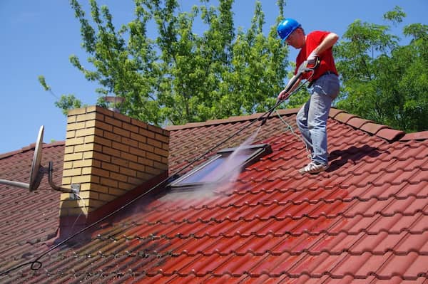roof-cleaning-cardiff